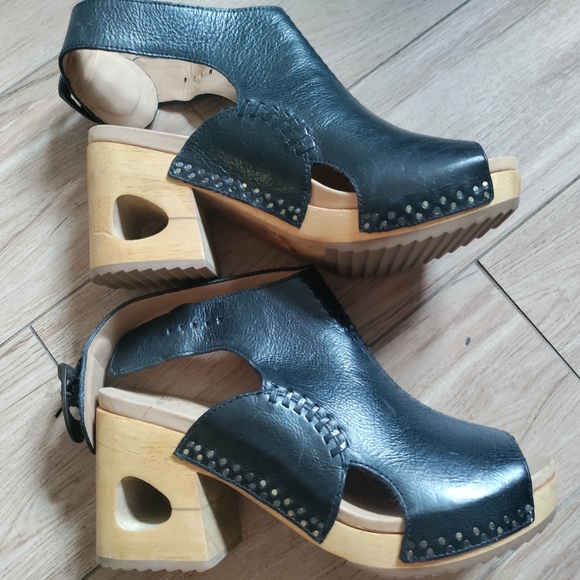 Dansko Olivia Platform Leather Sandals Brazil 9 - Picture 3 of 6